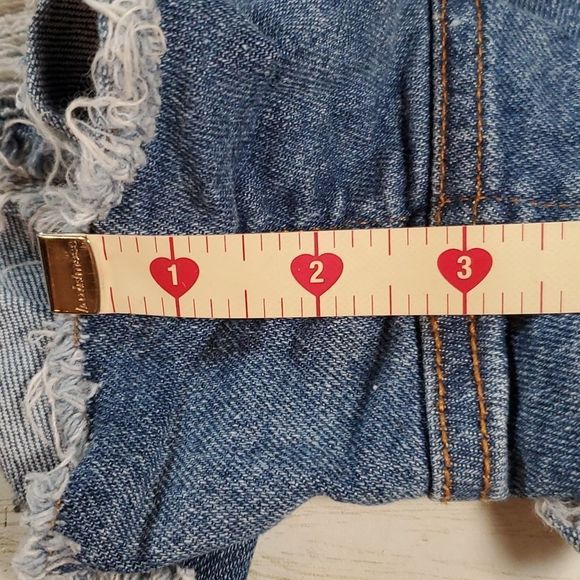 Birds of Prey Harley Quinn Destructed Jean Denim Shorts Size 5 Stars & Stripes - Picture 10 of 11